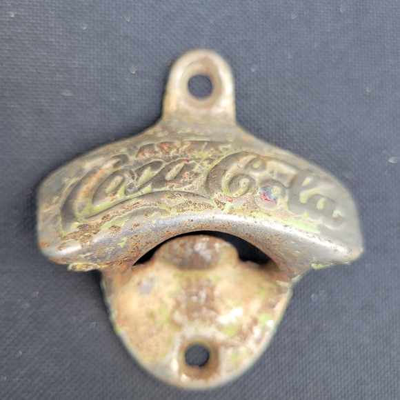 Vintage Coca Cola Bottle Opener ~ Great for Outdoor Bar Cart ~ Antique? ~ As-Is! - Picture 2 of 14